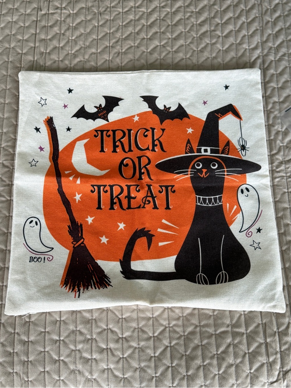 Hallowee Trick or Treat Decorative Pillow Case  Bats Cat Broom Ghosts